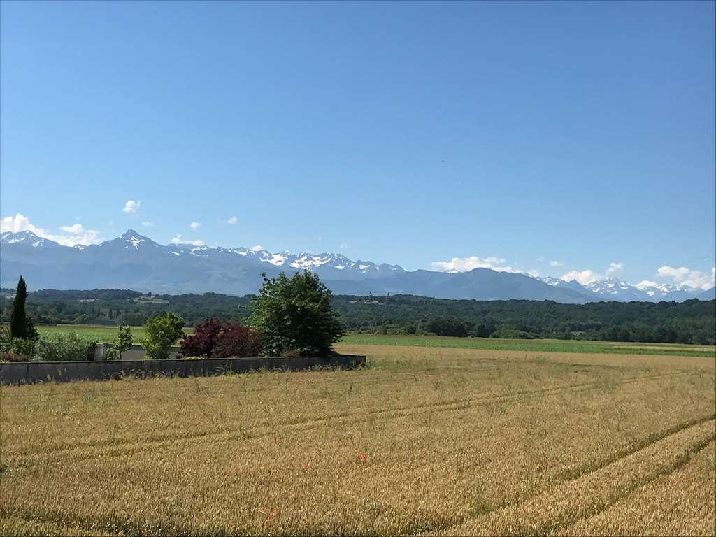 Kyriad Tarbes Odos Exteriér fotografie